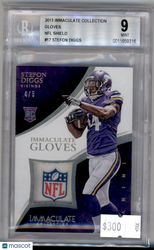 2015 Immaculate Collection Gloves NFL Shield Stefon Diggs #17 BGS 9